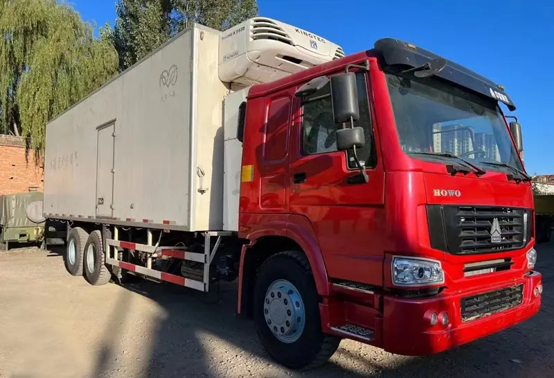 HOWO Refrigerated Truck-1