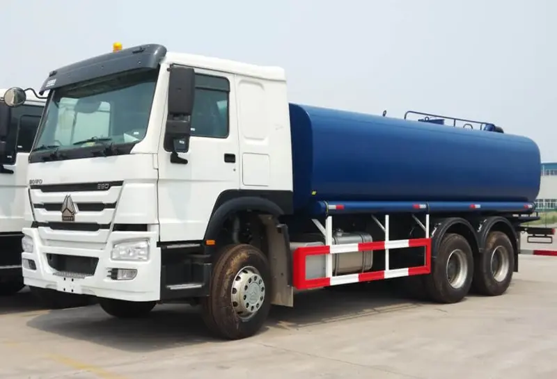 Sinotruk HOWO Fuel Tank Truck-2