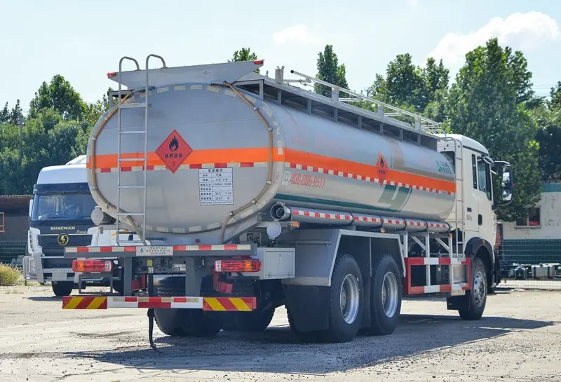 Sinotruk HOWO Fuel Tank Truck-7