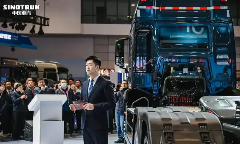 Sinotruk New Energy Products Set Sail in Glory, Leading the Logistics and Transportation Industry to Go Green-1