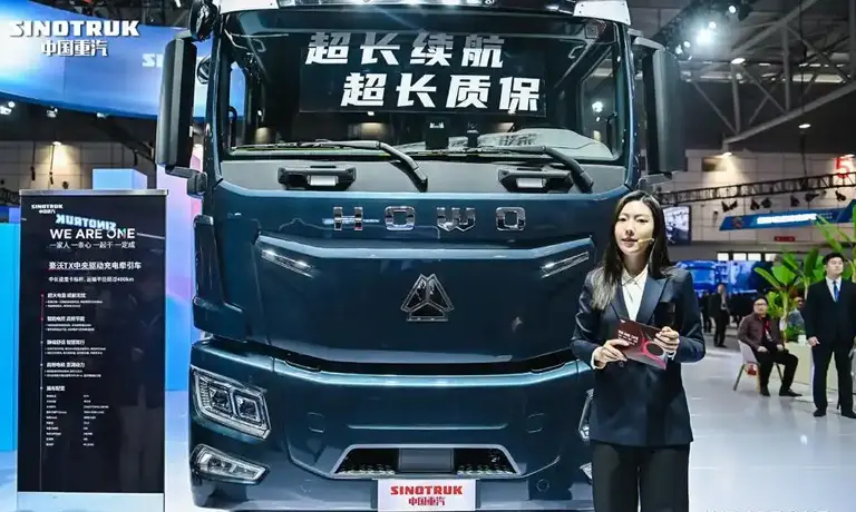 Sinotruk New Energy Products Set Sail in Glory, Leading the Logistics and Transportation Industry to Go Green-1
