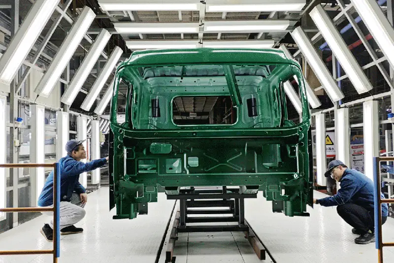sinotruk factory in china