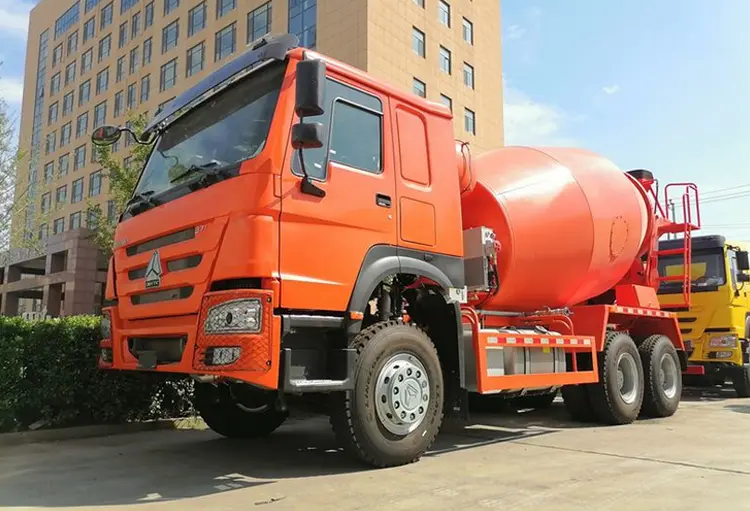 sinotruk transit mixer